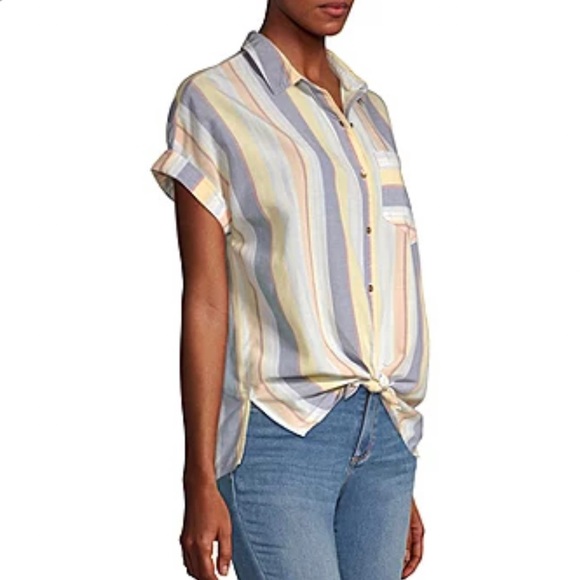 A.N.A. Short Sleeve Camp Shirt in Belle Stripe - Picture 2 of 4